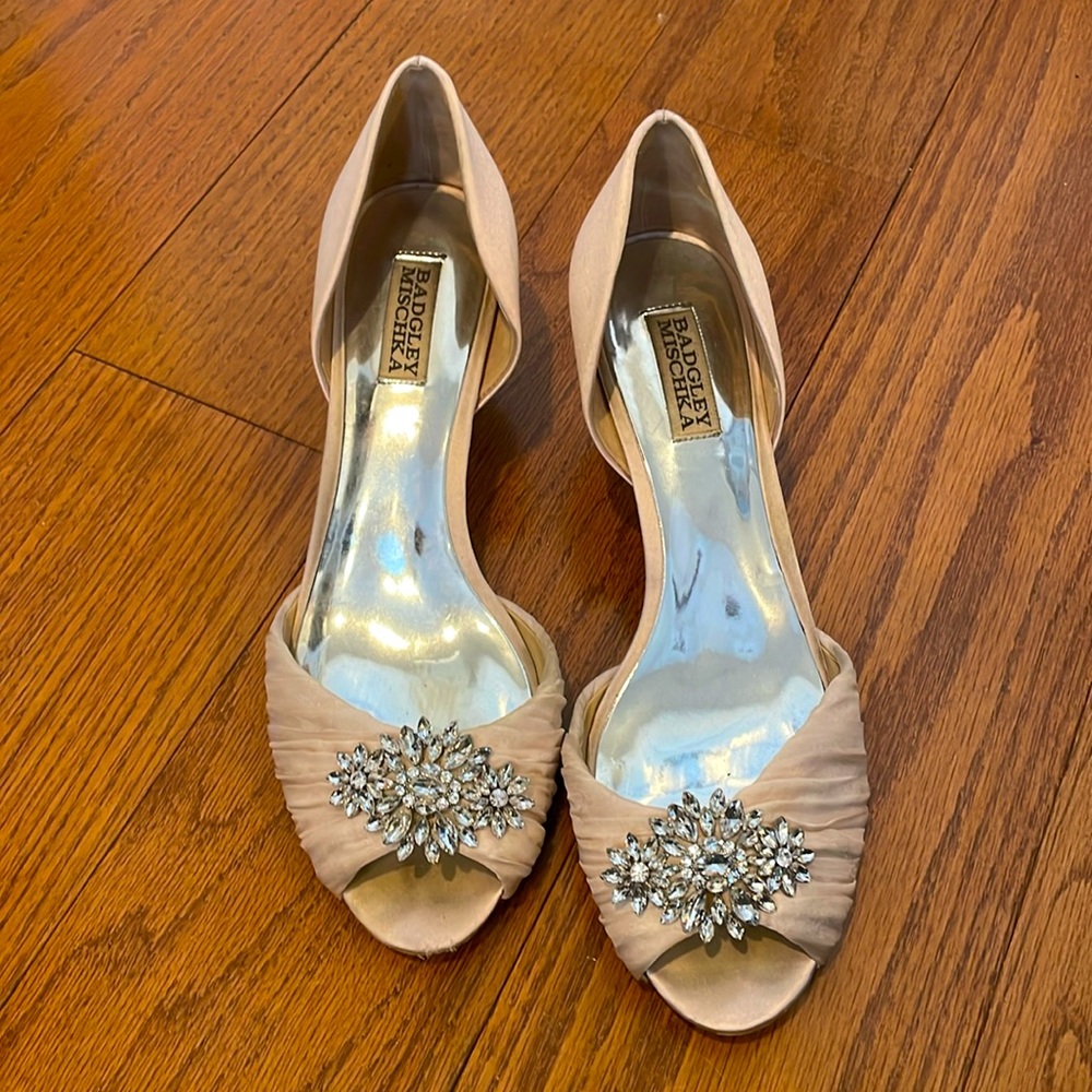 Badgley Mischka open toe heels
